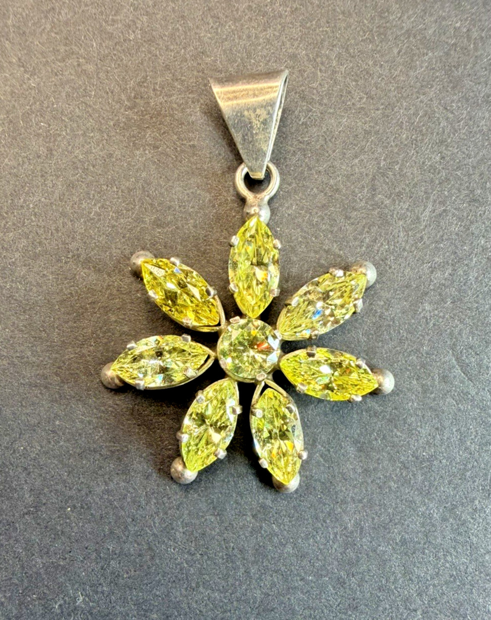 TAXCO STERLING SILVER 925 SPARKLY LOTUS FLOWER PENDANT SIGNED ON BAIL