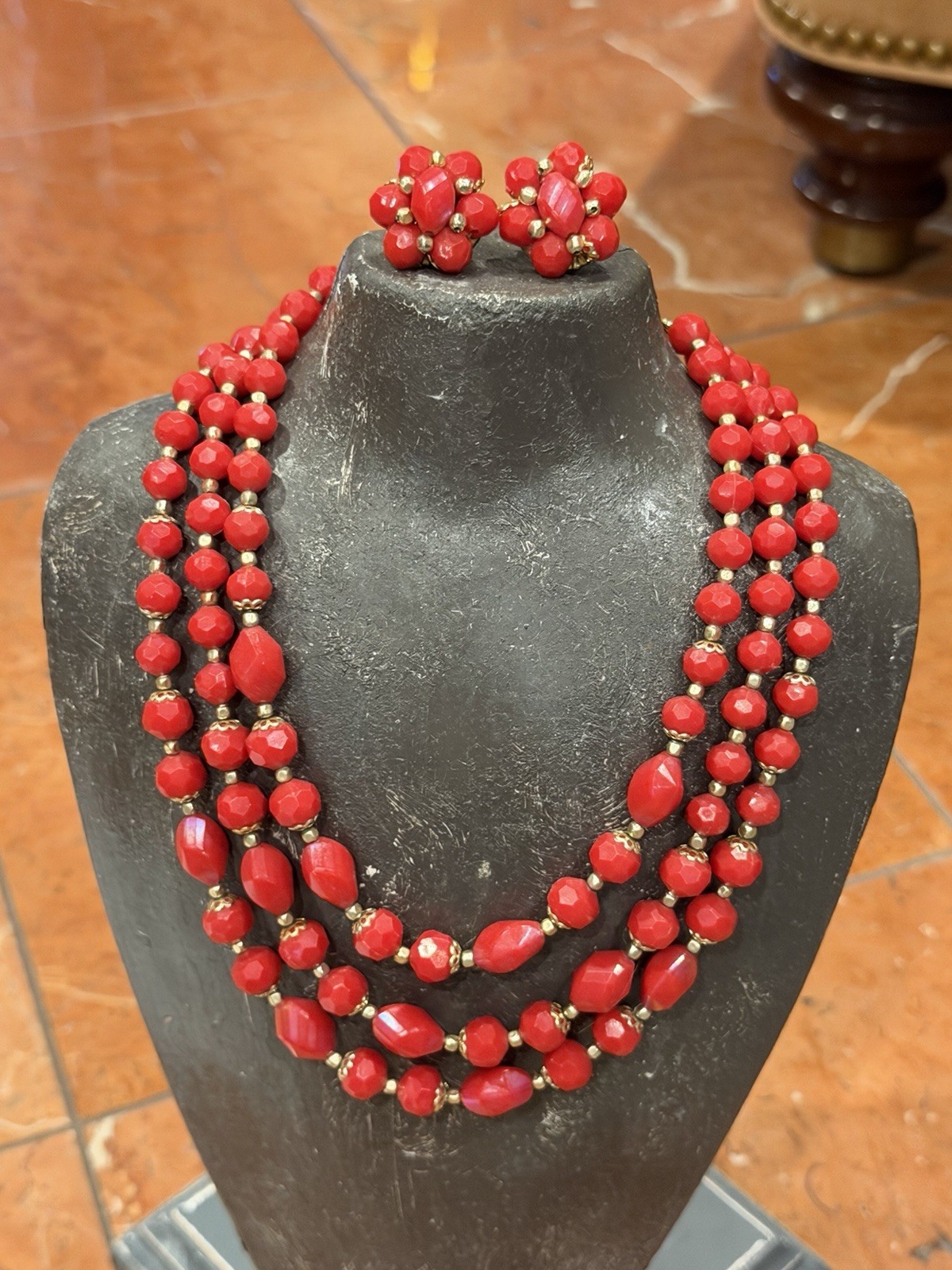 HONG KONG RED LUCITE GOLD BEADS 3 STRAND NECKLACE CLUSTER CLIP EARRINGS SET MCM
