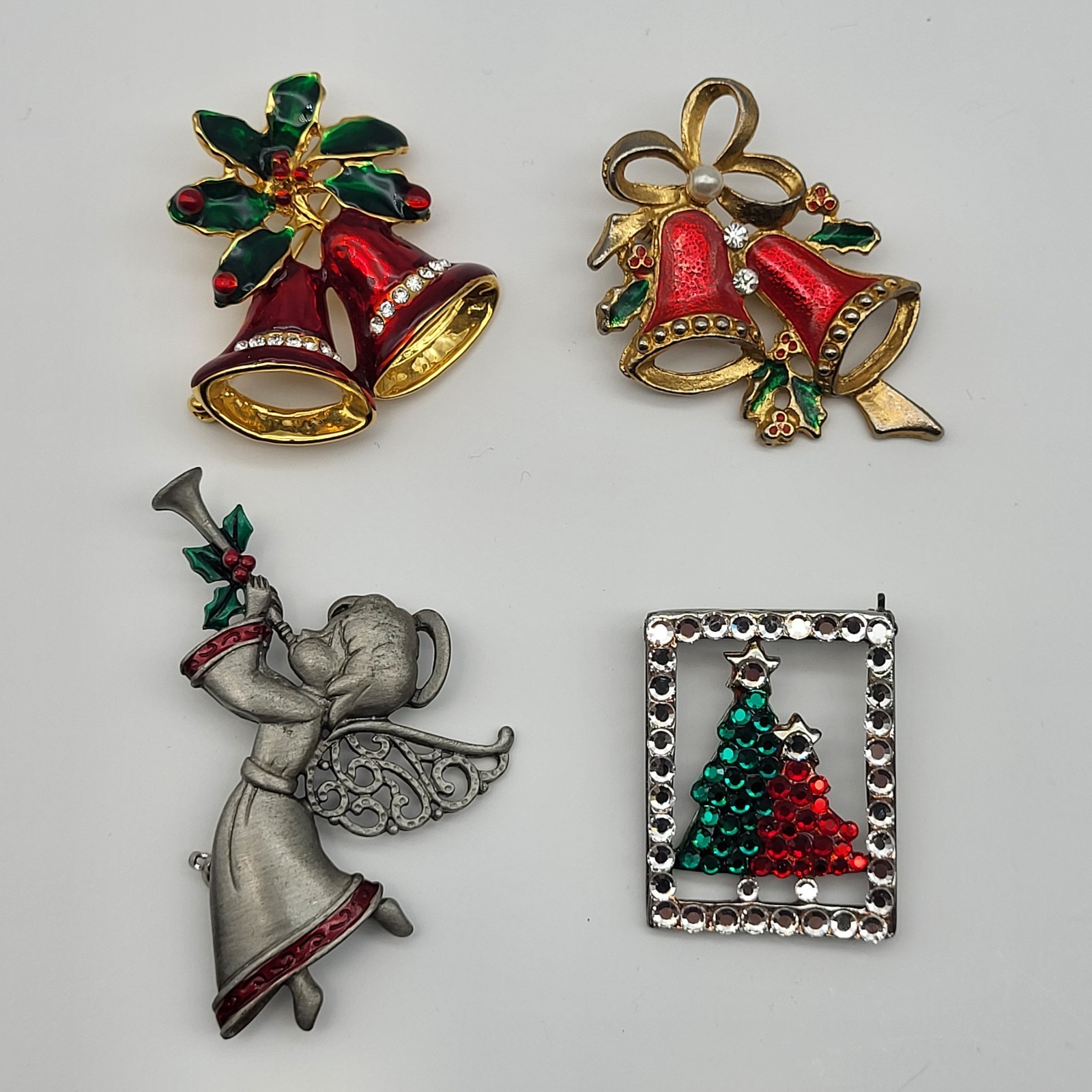 Fun VTG Christmas Jewelry Lot Collection Enamel Rhinestone Santa Tree Holiday