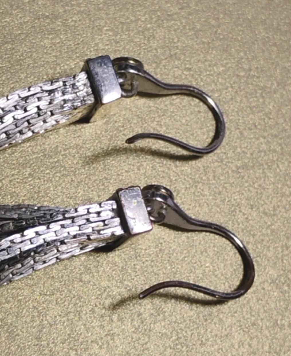 Designer HENRI BENDEL Dazzling 6″ Cascade Waterfall Silver Tone Earrings w/Bag!
