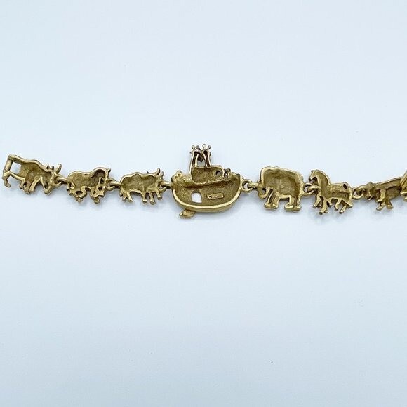 Vintage 80s Signed A.J.C. Noah’s Ark Animals Bible Antique Gold Tone Bracelet