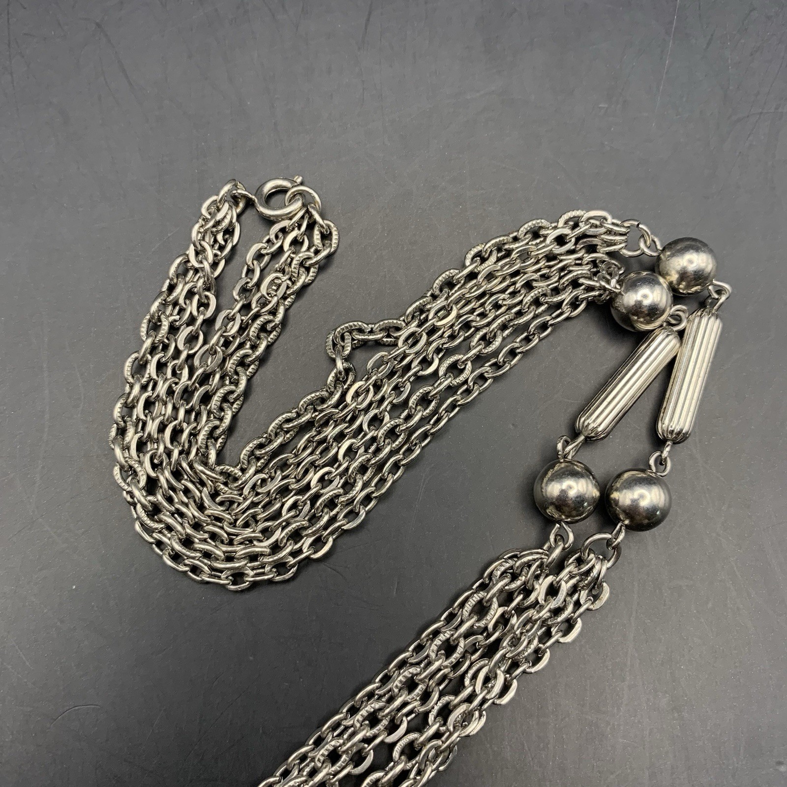 1970s Tassel Pendant Necklace Silver Tone Textured Station Classic Vintage