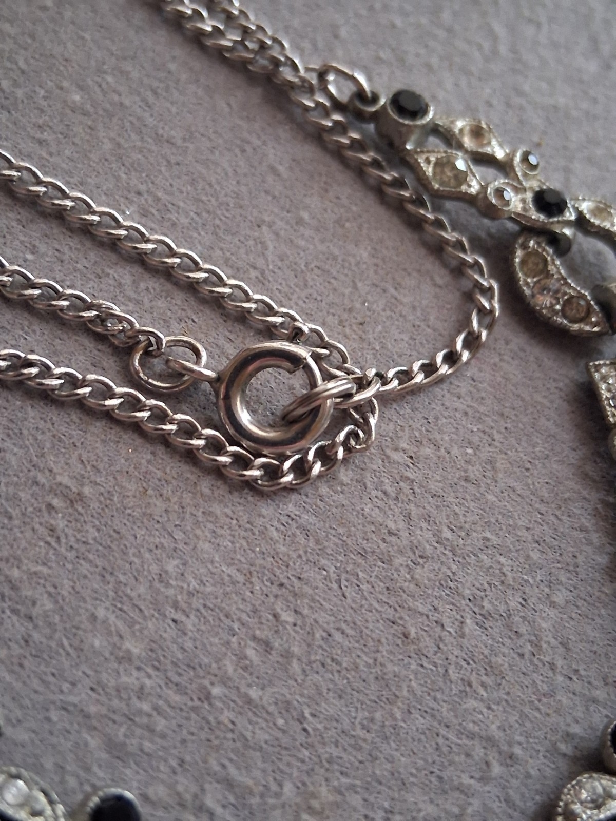 Art deco pot metal geometric style necklace w/black & clear stones