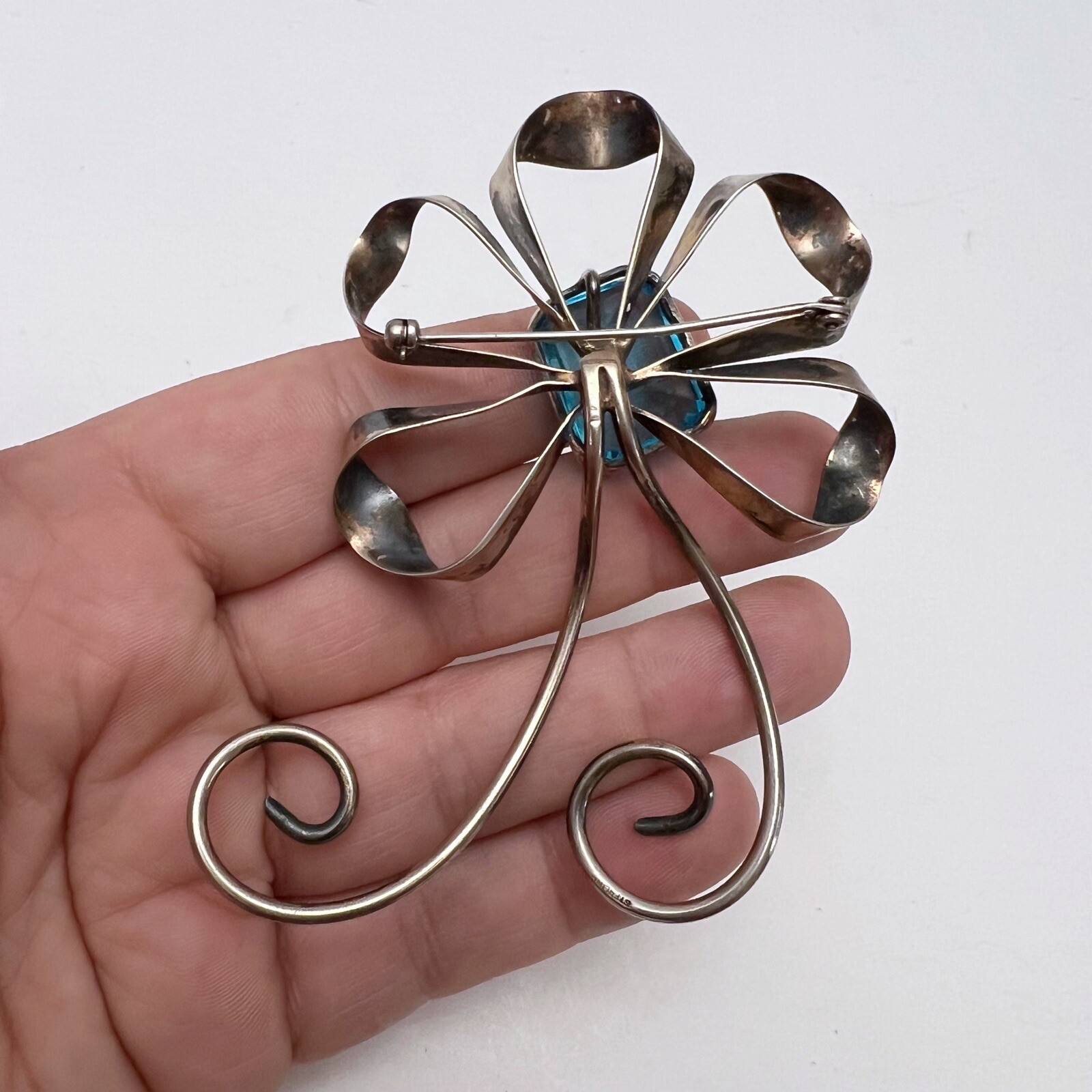 Vintage Sterling Silver Aqua Glass Large Scroll Swirl Ribbon Brooch Pin