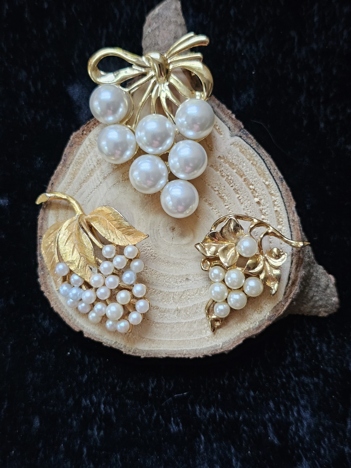 Vtg Lot 3 Brooch Grape Bunch Vine Clusters Imitation Pearl Gold Tone Fruit Pin