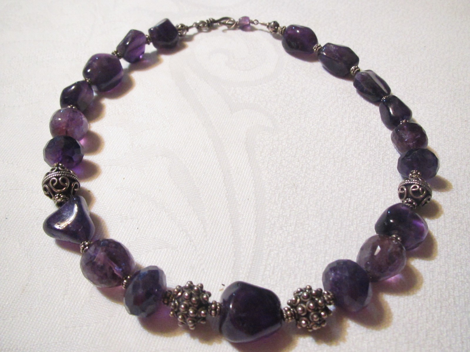 BEAUTIFUL 18″ VINTAGE ARTISAN STERLING SILVER CHUNKY AMETHYST BEAD NECKLACE