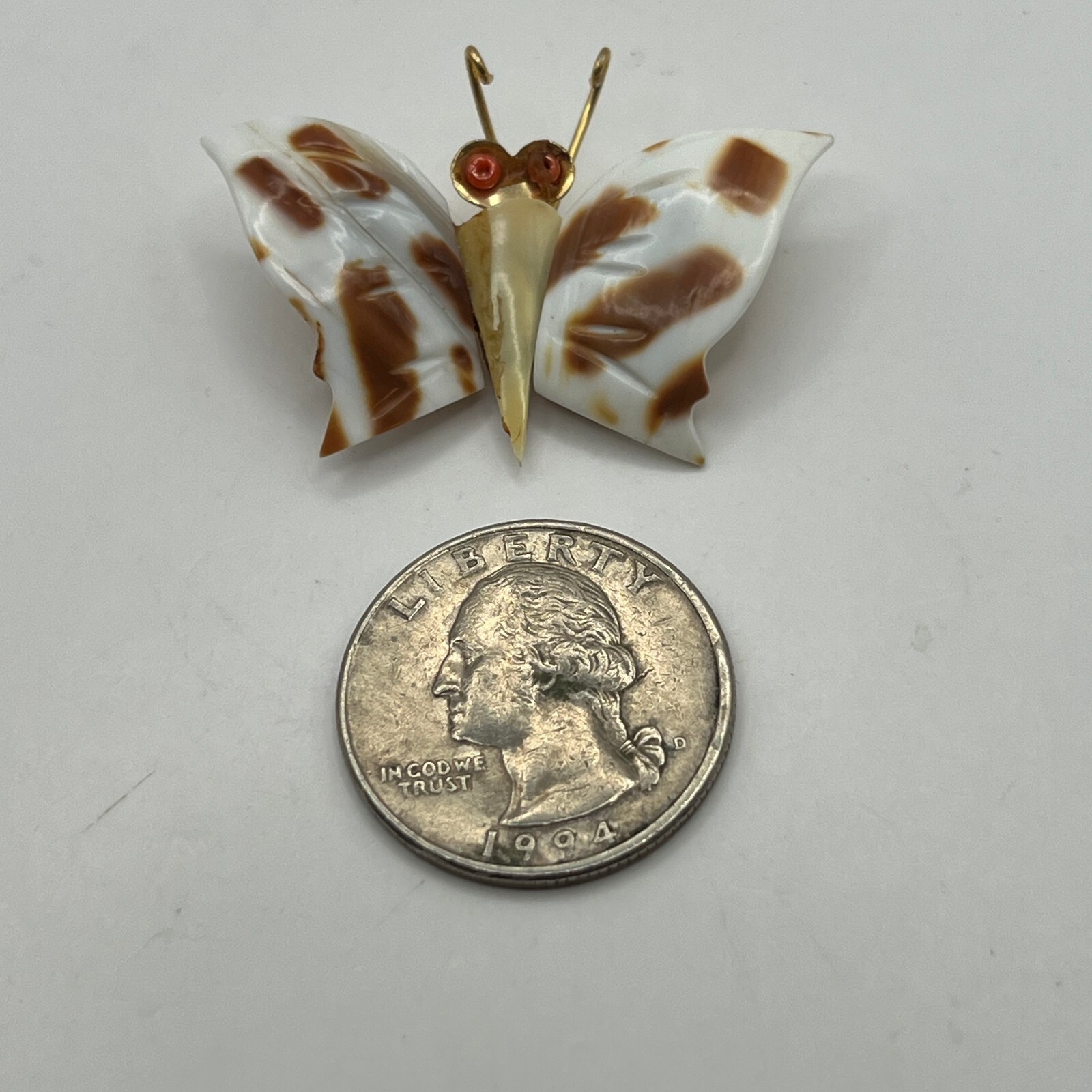 Vintage Shell Butterfly Brooch White Brown Gold Tone Seashell Pin
