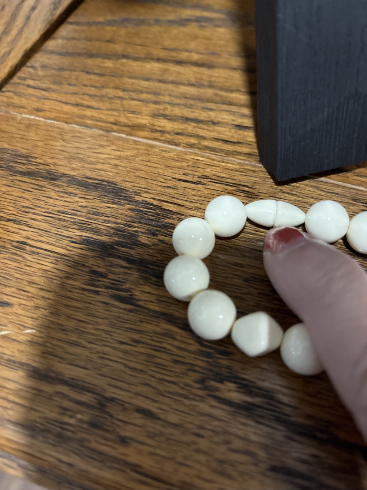 6 Vtg Necklaces Plastic Celluloid Lucite Jewelry 60’s To 80’s