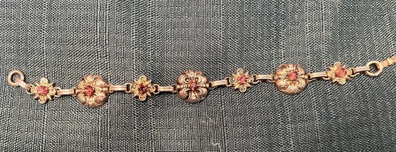 Vintage Light Gold Tone Bracelet With Pink Stones Unmarked