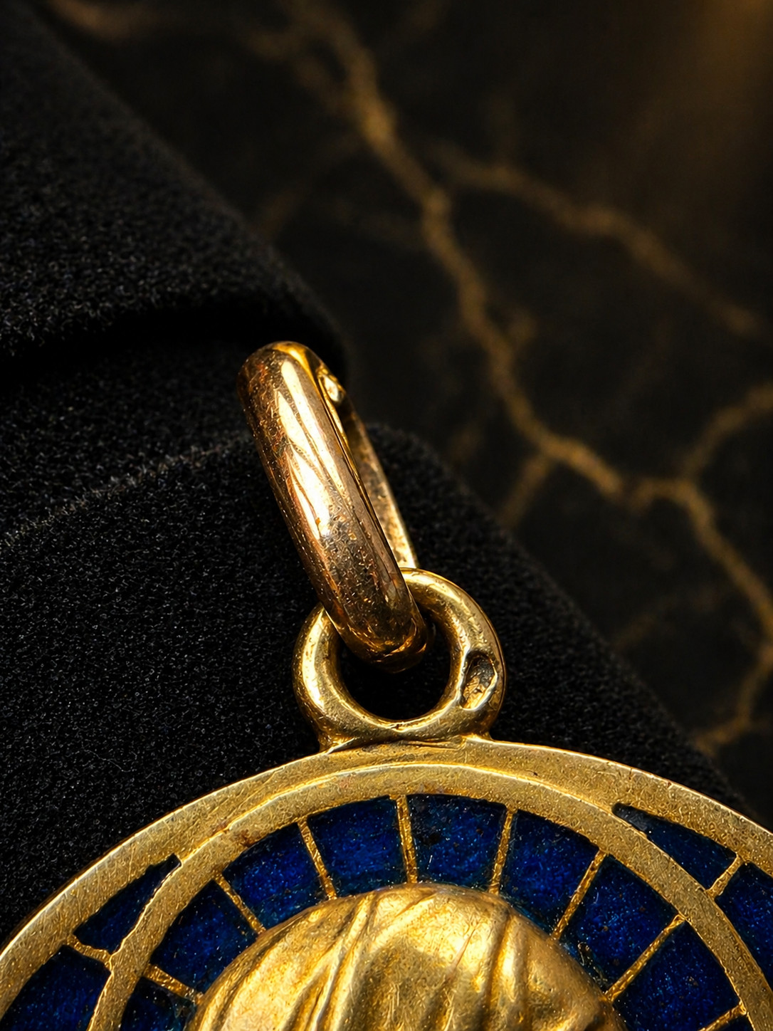 Antique Art Nouveau 18K Gold Virgin Mary Plique-à-Jour Enamel Pendant c1900 Rare