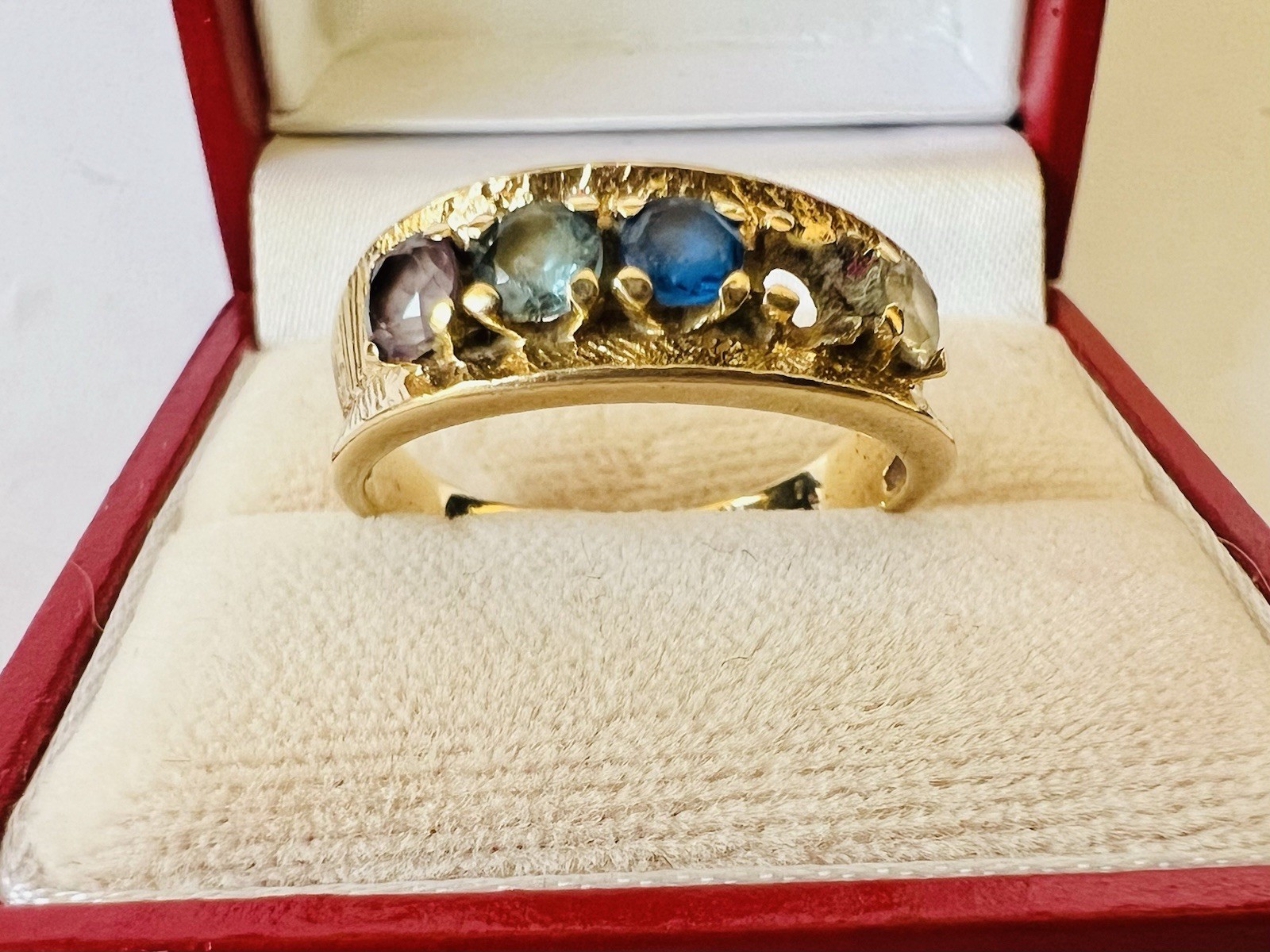 Vintage 14k Yellow Gold 5 Gem Stone 1 Missing MOTHERS Band Ring 3.6 Grams Sz 8