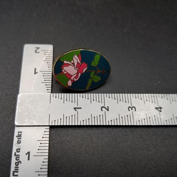 Valley Casting Rose Enamel Oval Vintage Lapel Pin Brooch Costume Jewelry Retro