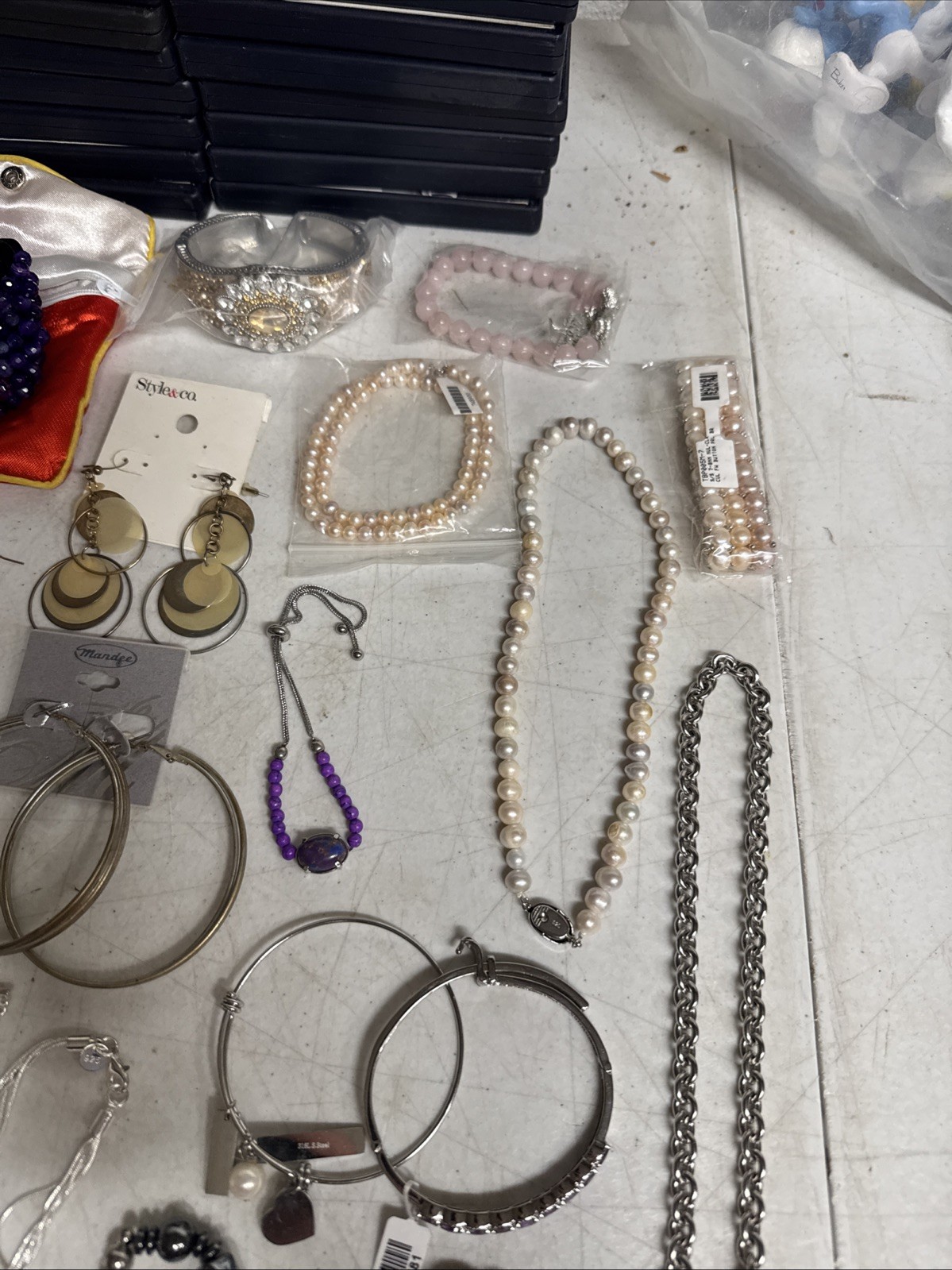 Lot Of Mix Vintage JEWERLY #5