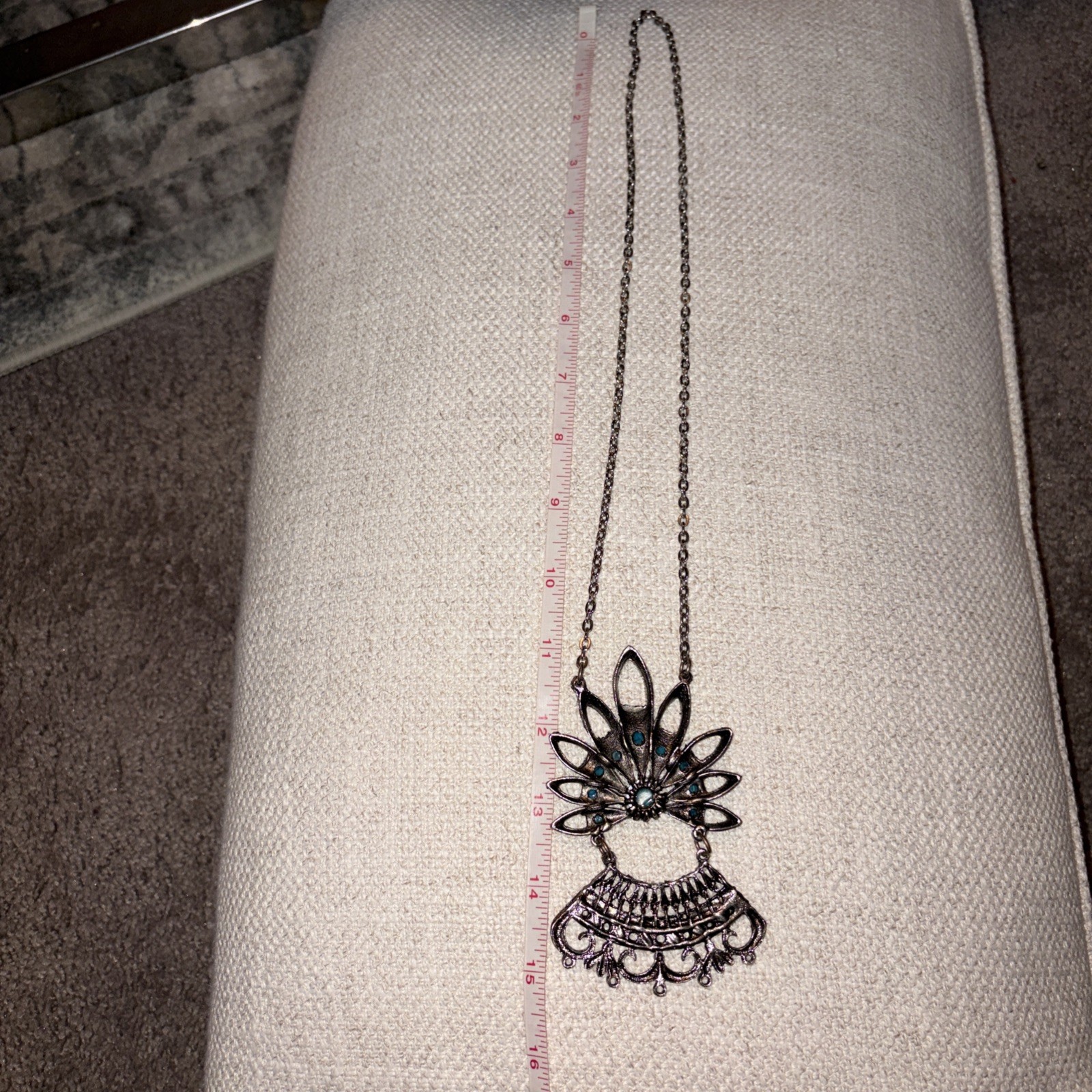 Vintage Antique Pendant Necklace Silver Or Pewter Alloy Fan Shaped with Chain