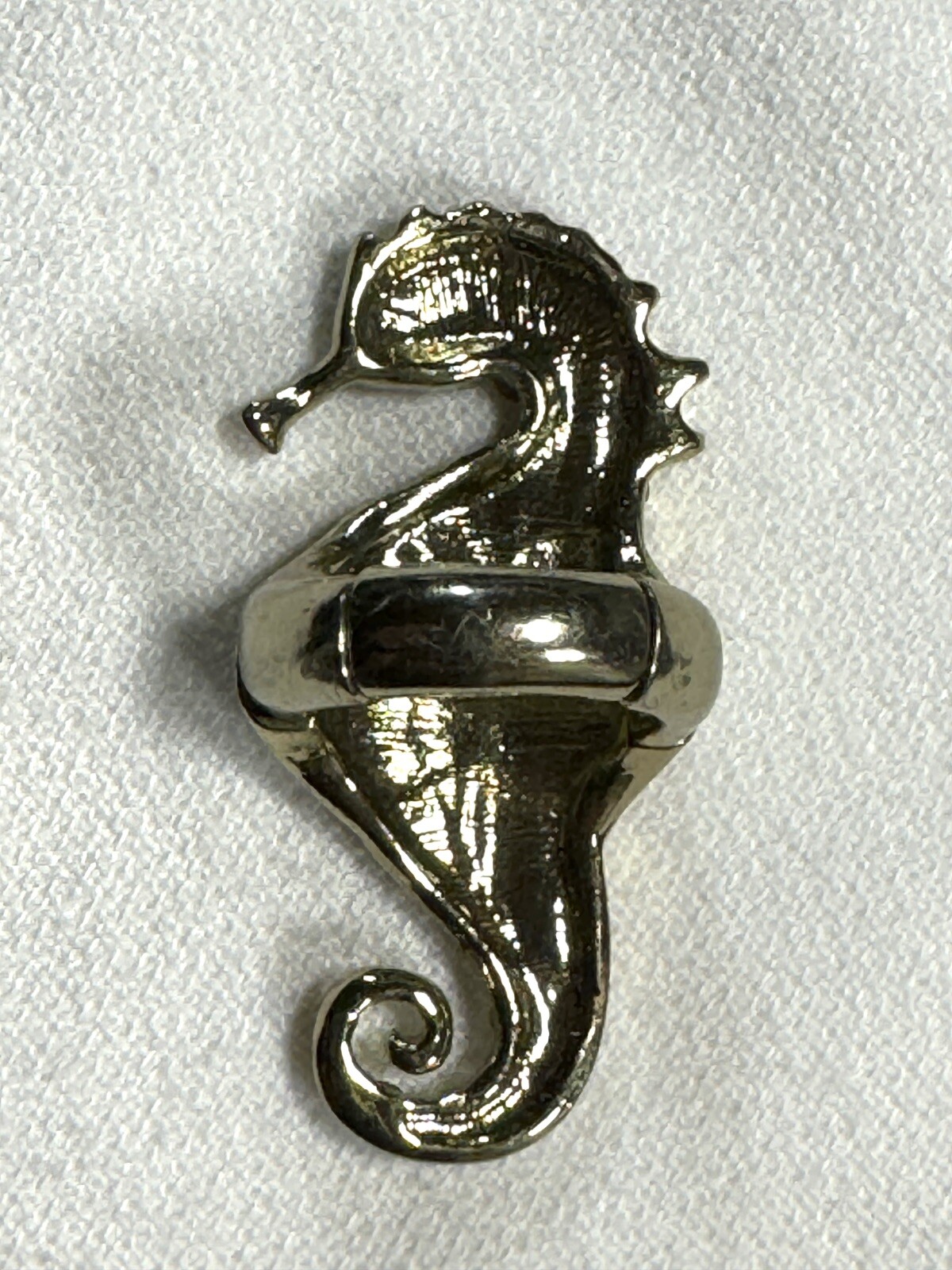 Seahorse Gold Tone Crystal Rhinestone 7.5 Ring Stretch Band 2”