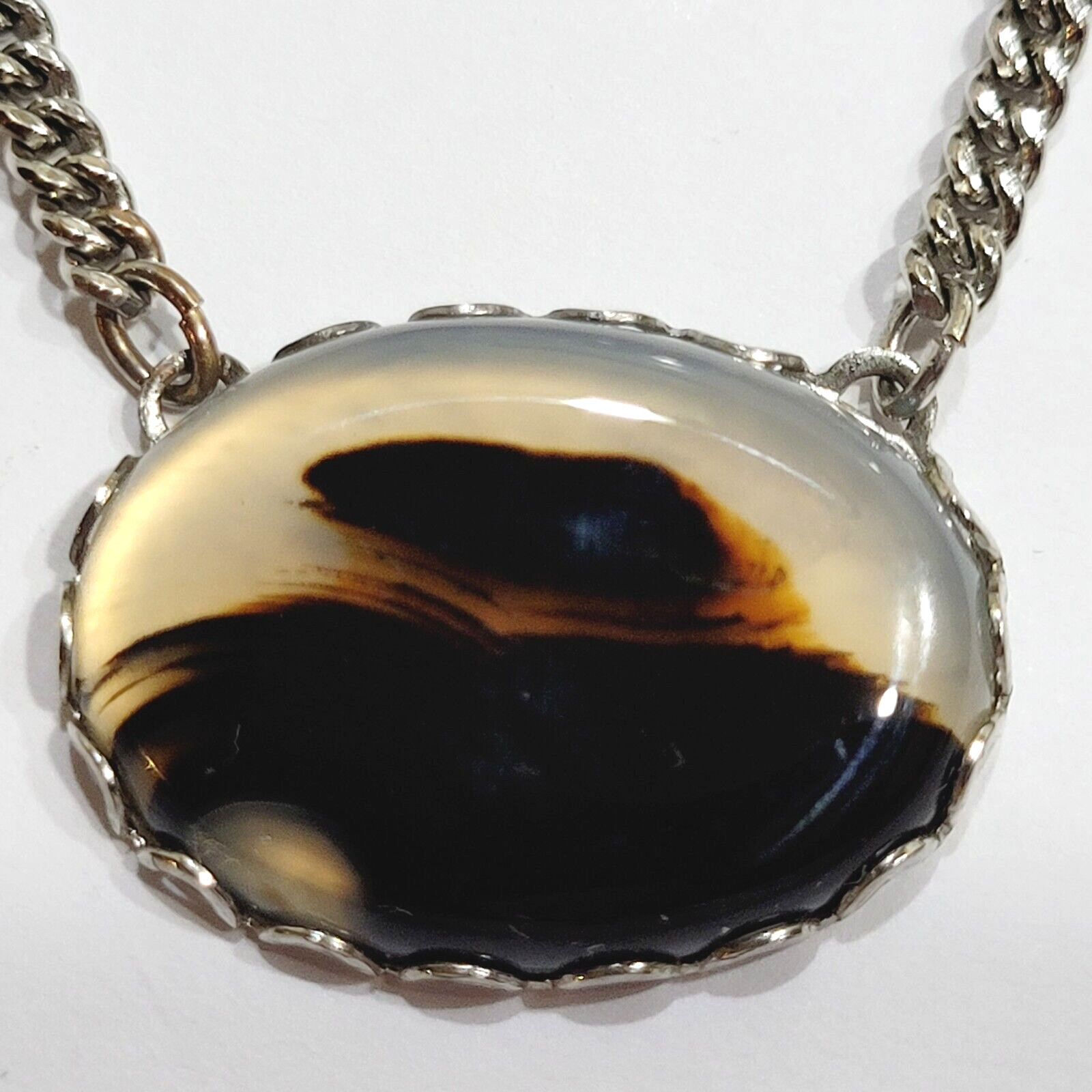 Agate Oval Cabochon Brown Shades Silver Tone Fancy Tie Bar Clip Clasp with Chain