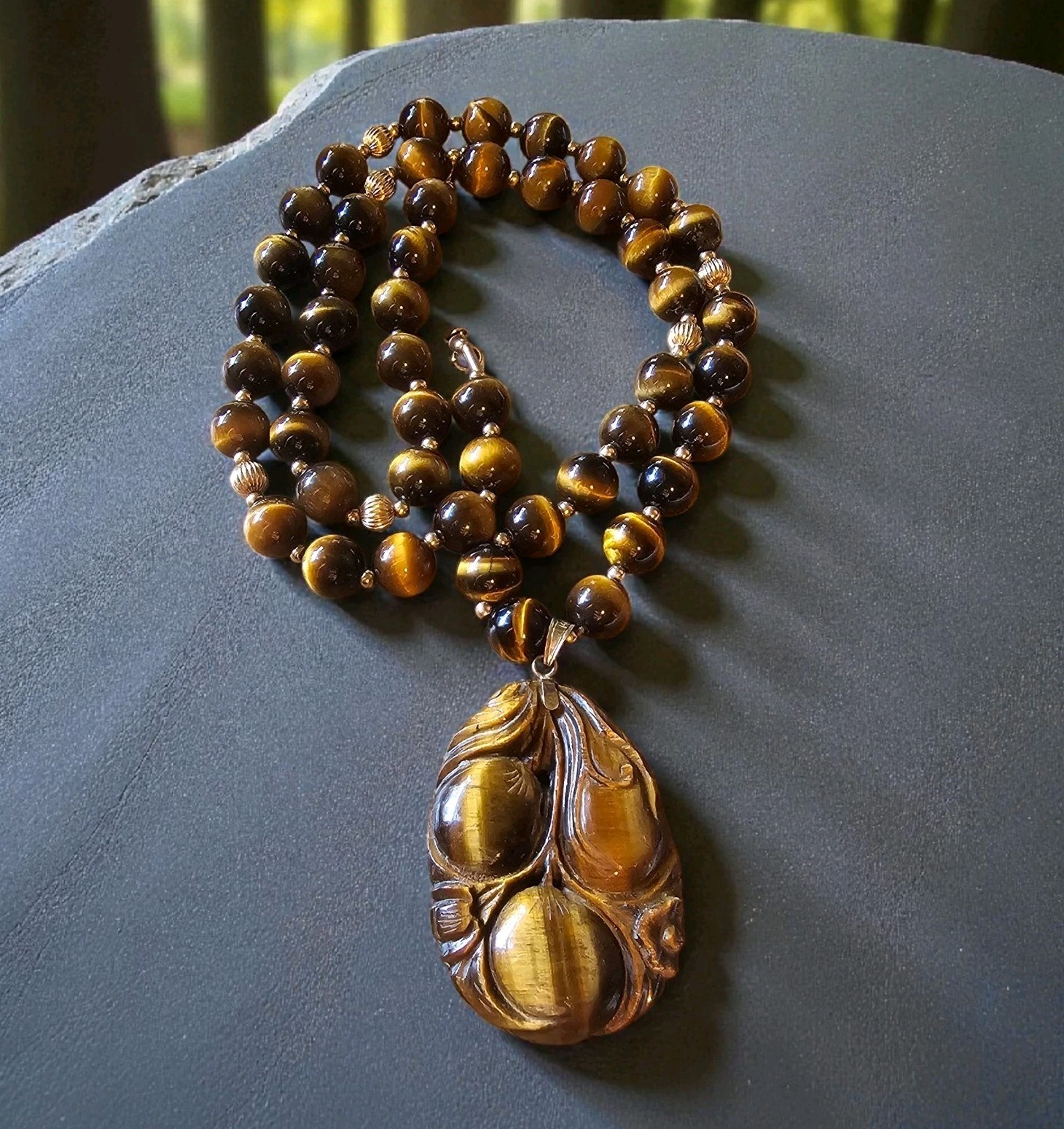 14k Gold Tigers Eye Carved Peach Floral 2″ Pendant 26″ NECKLACE 96 GR