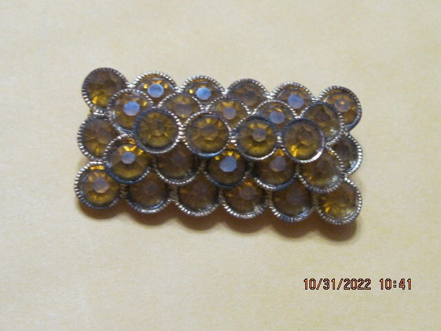 RINE STONE W/ THE LOOK OF GOLD vintage brooch pin us ship only