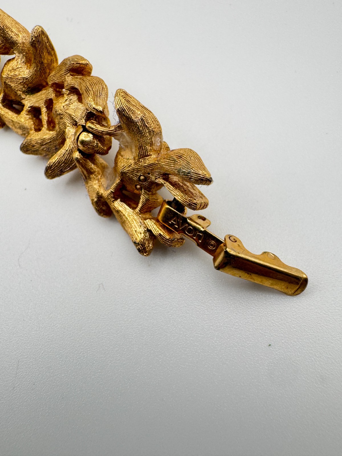 Vintage Avon Bracelet Evening Creation Gold Tone Faux Pearl Leaf Boxed 1971