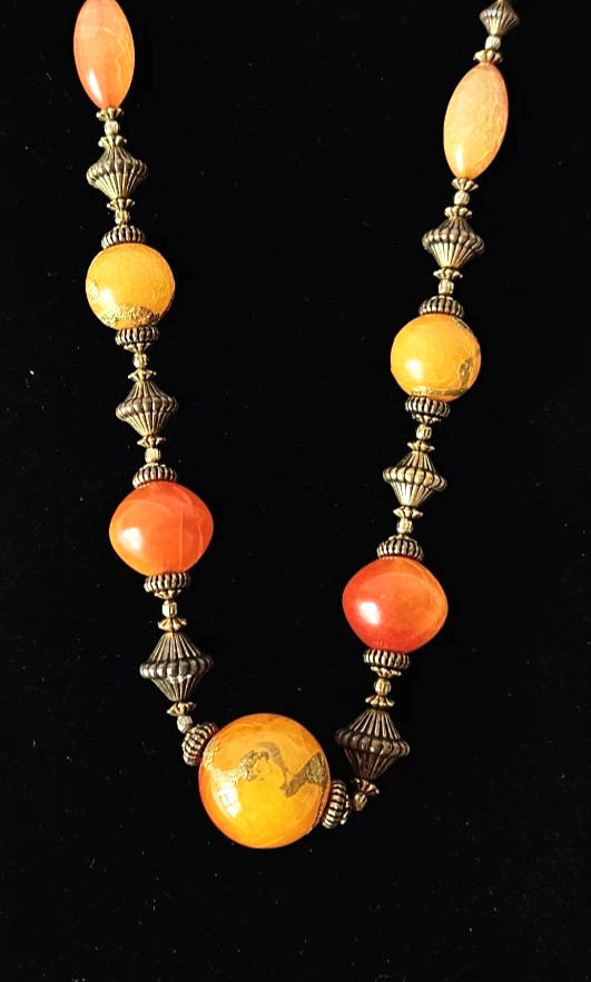 VINTAGE Art Deco Venetian Acrylic Beaded Honey Amber Gold Necklace 24″