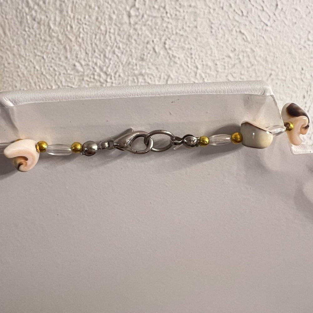 VINTAGE Women’s Necklace Natural Cocomurex Luhuanus Sea Shell Beaded 23 in.