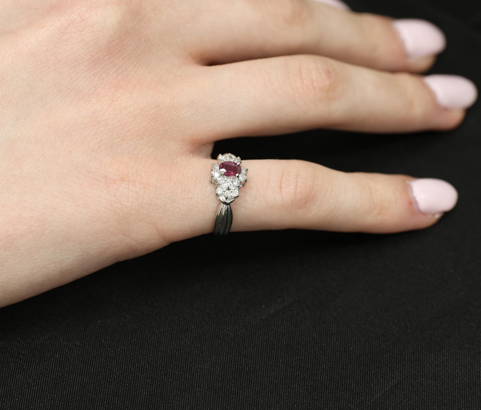 Vintage 0.35ct Natural Untreated Ruby & 0.23ct Diamond Platinum Ring Size 4.75