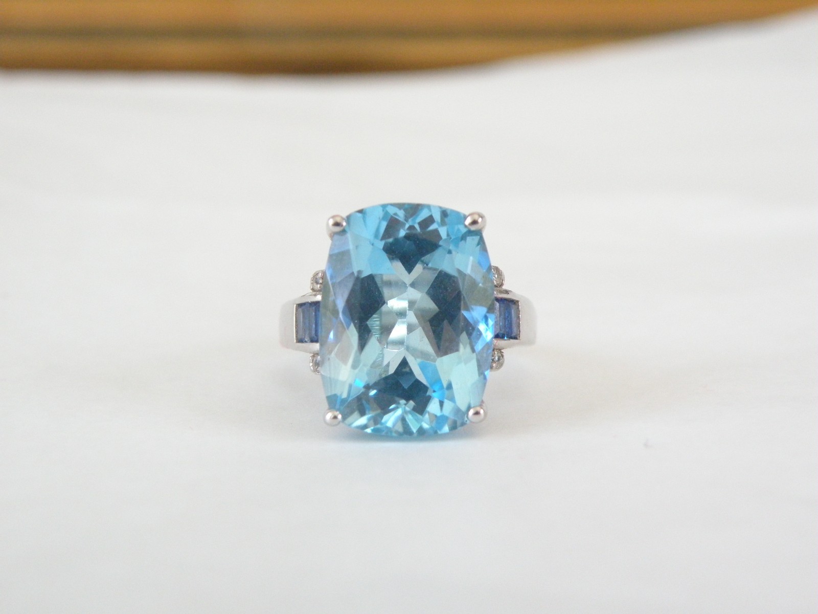 Vintage Sterling Silver 925 Large Natural Heated Blue Topaz Sapphire Ring Size 6