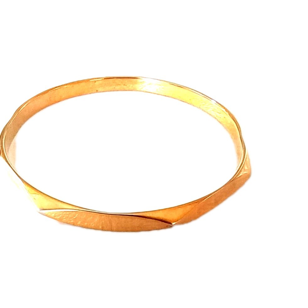 Vintage Monet Faceted Bangle Bracelet Polished Gold Tone 7 1/2 in