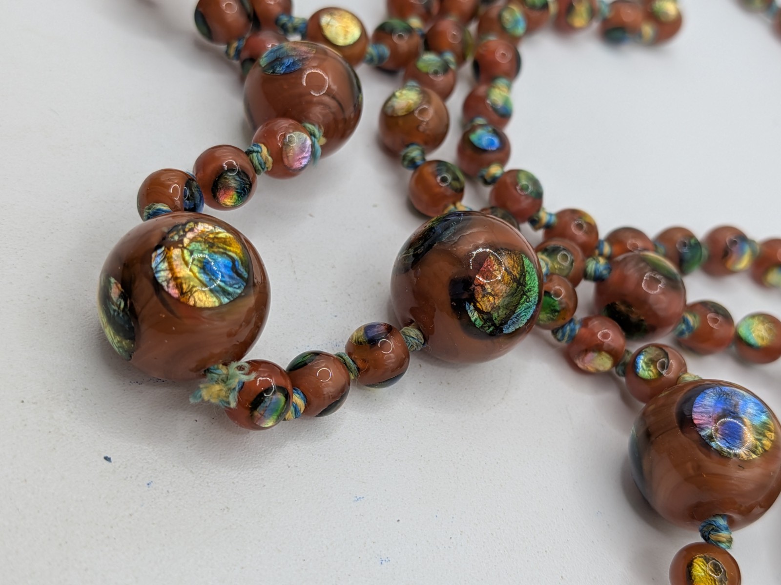 Art Deco Antique Czech Glass Rainbow Foil Peacock Eye Bead Necklace Brown Read
