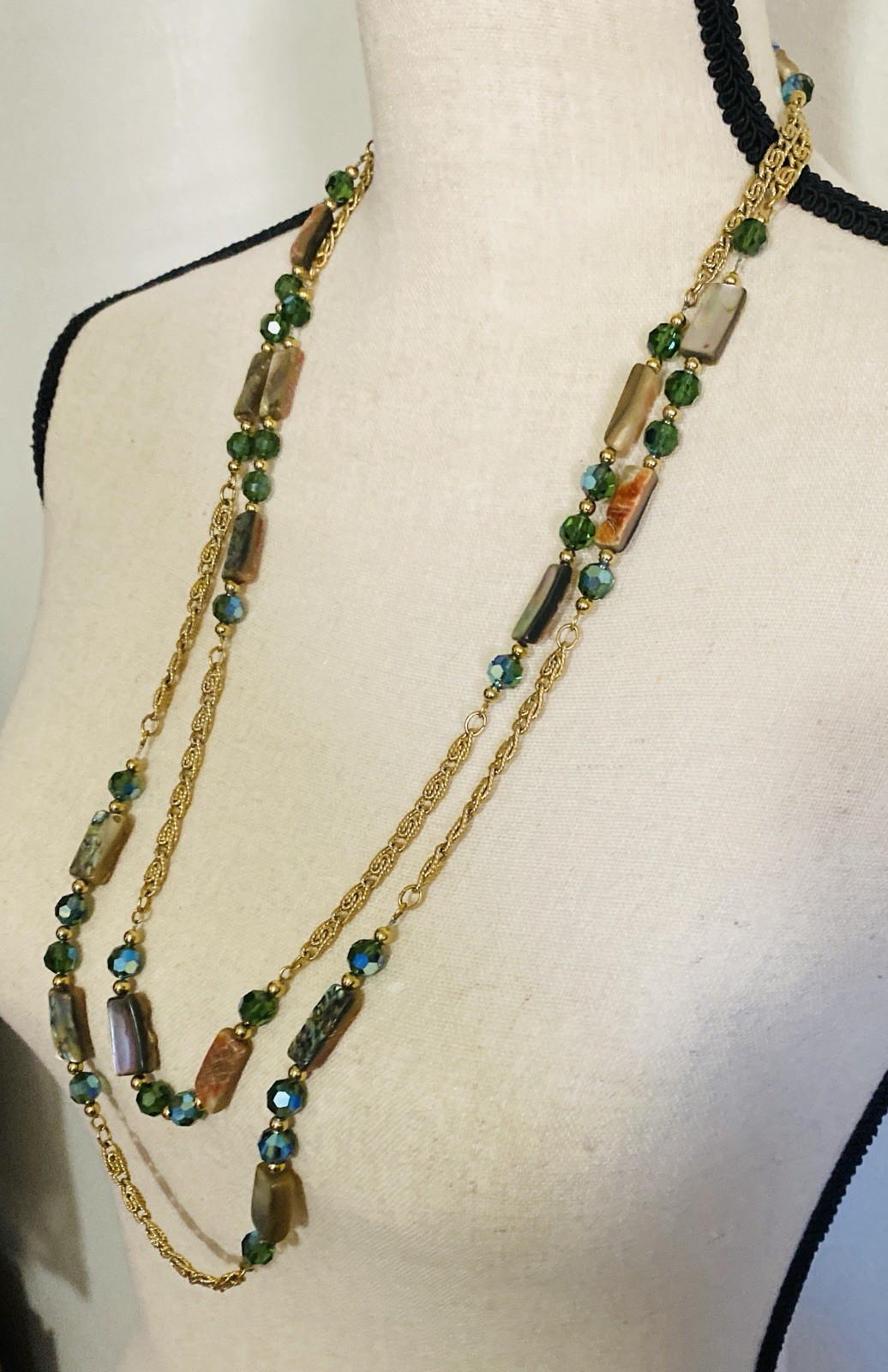 Vintage 80s NAPIER Necklace Abalone Mother Of Pearl & Green Crystals Boho Chic