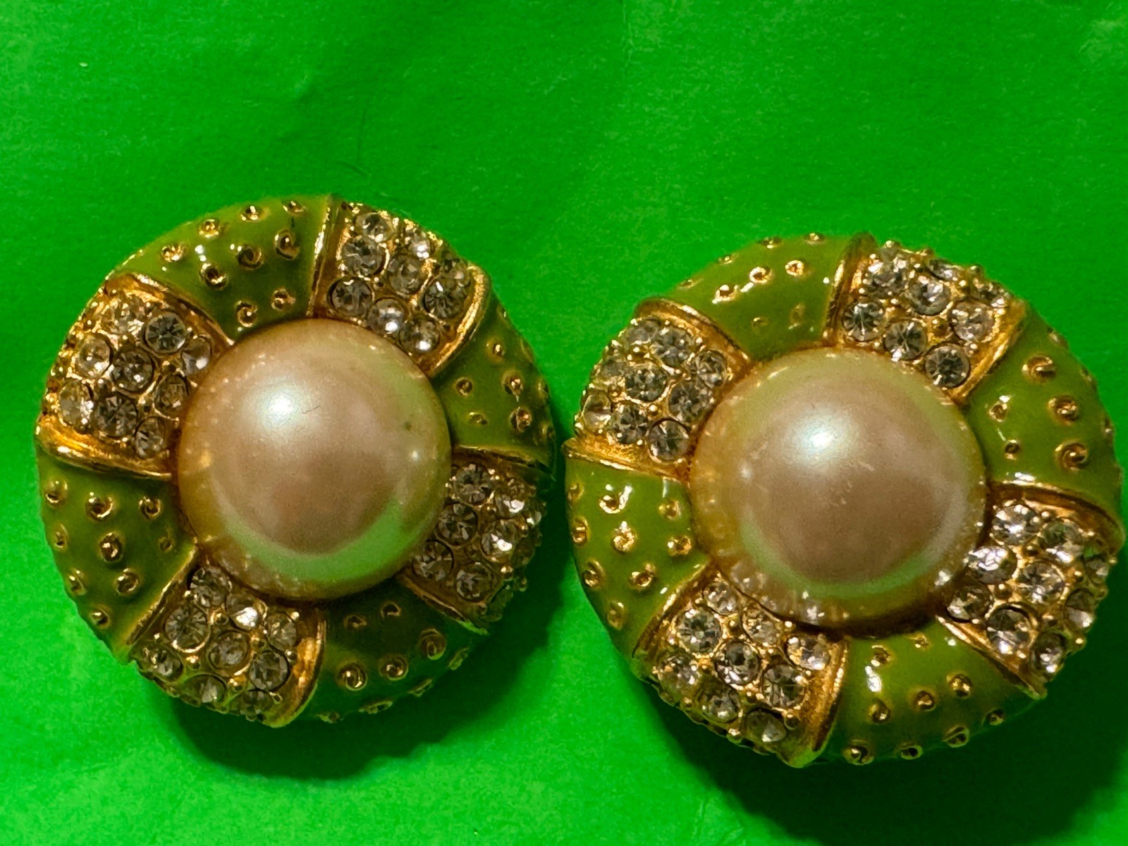 GAY BOYER Pauve Crystal Faux Pearl Green Clip on Earrings Vintage