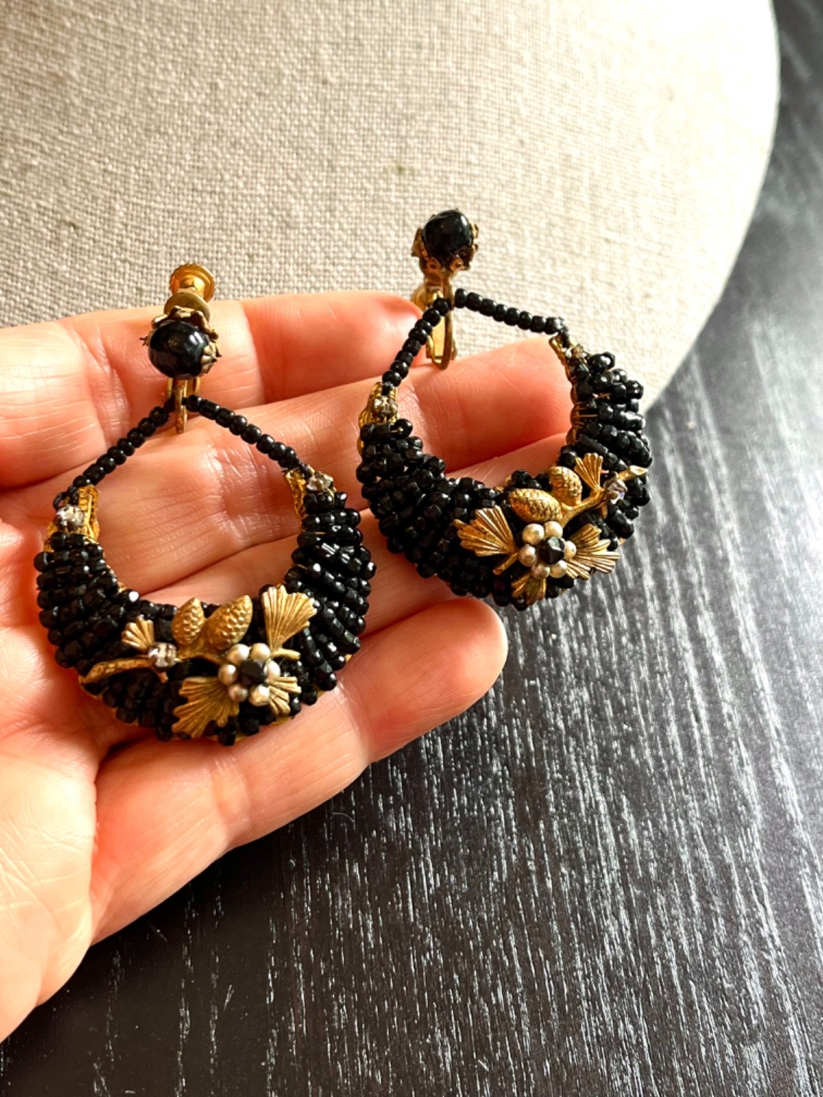Beautiful Vintage Miriam Haskell Black Glass Bracelet Earrings Gold Pinecone