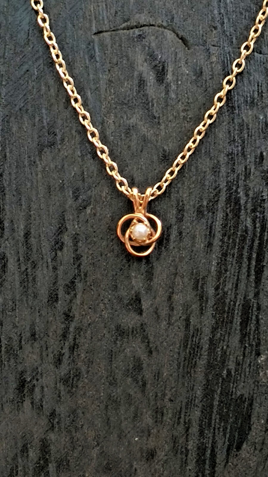 VTG Pearl & Goldtone Love Knot Charm, 16″ Chain, Sweet Gift – June Birthstone