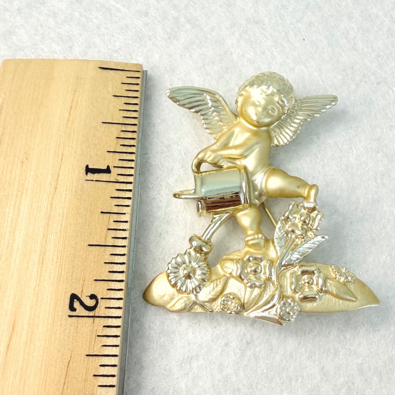 VTG AJMC Angel Cherub Gardening Brooch Gold Tone Watering Can Floral Pin