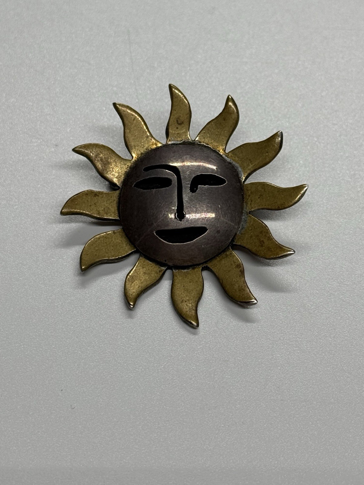 Vintage Mexico 925 Sterling Silver Sun Face Brooch Pin Mixed Metal Artisan