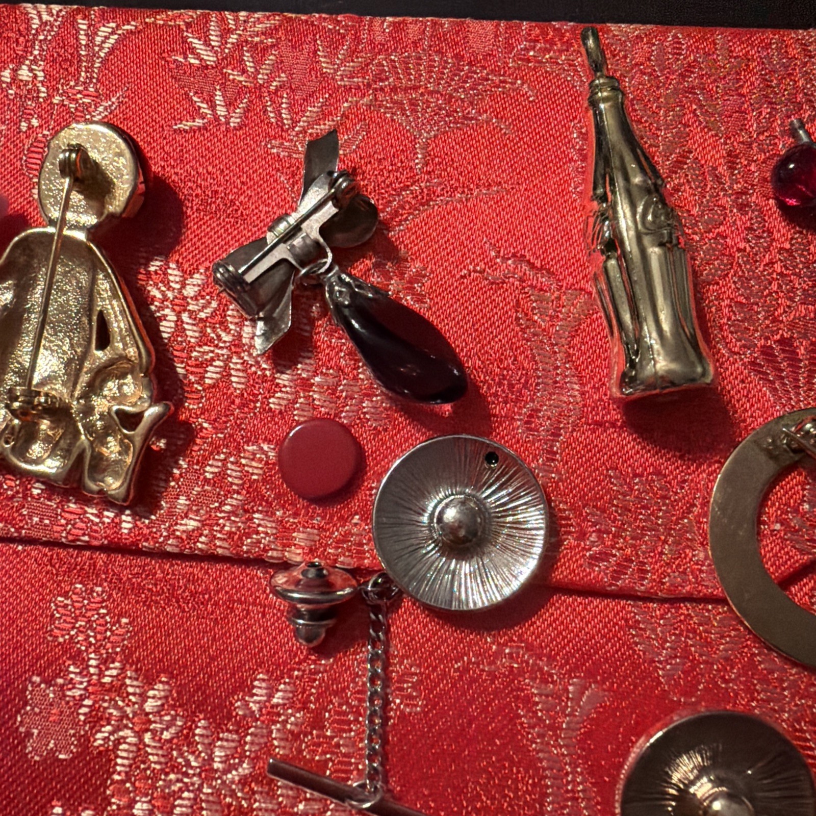 Christmas Brooch Collection Lot Buttons Random Old Pawn A14