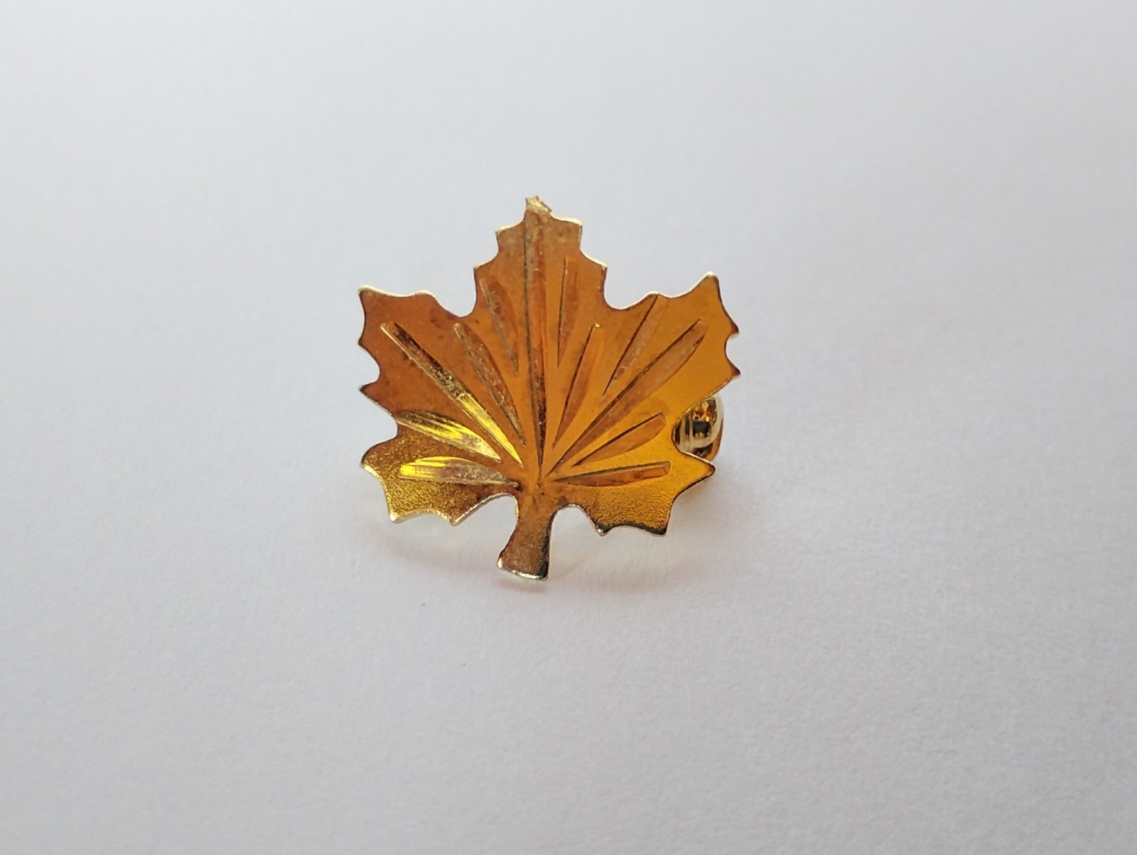VTG Sterling Silver – Engraved Maple Leaf Brooch Pin – 1.52g