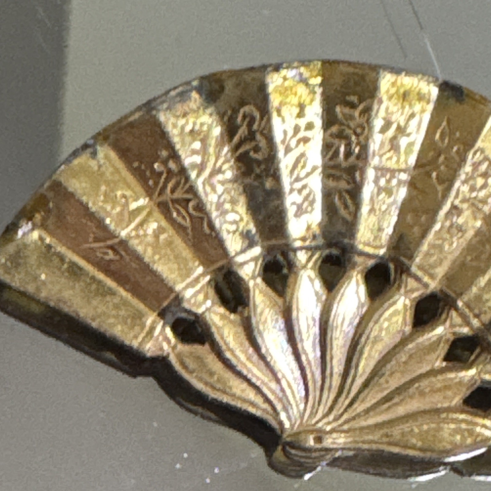 Miriam Haskell Fan Shape Brooch Pin Gold Tone Gold Color Signed No Stone