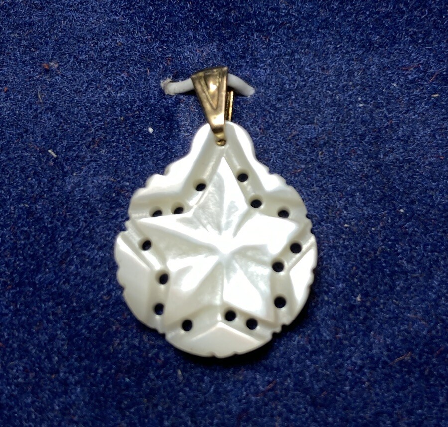 Vintage White MOP Mother Of Pearl Star Carved Small Round Charm Pendant