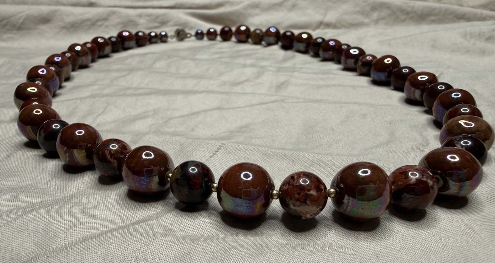 Vintage Graduated Marbled Bead Necklace Brown Red Iridescent 24” USA Pat