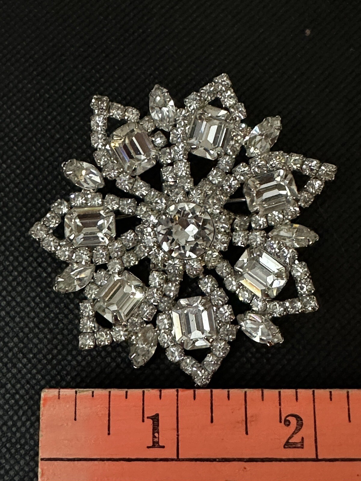 WEISS BROOCH & CLIP-ON EARRINGS SET Clear Rhinestone Emerald Cut And Round