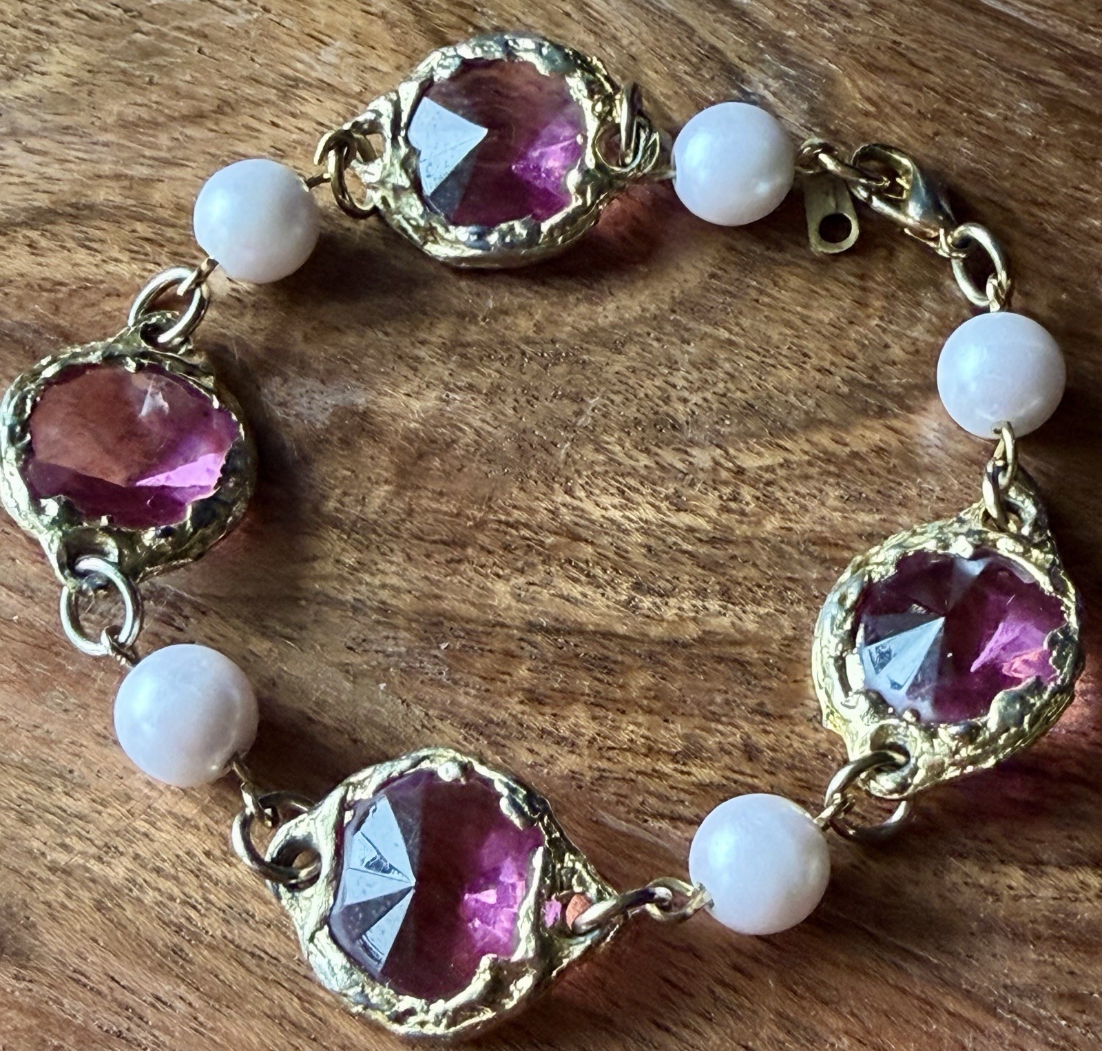Paired Gold Tone Pink Stone Pearl Bracelet & Heart Dangle Pierced Earrings Korea