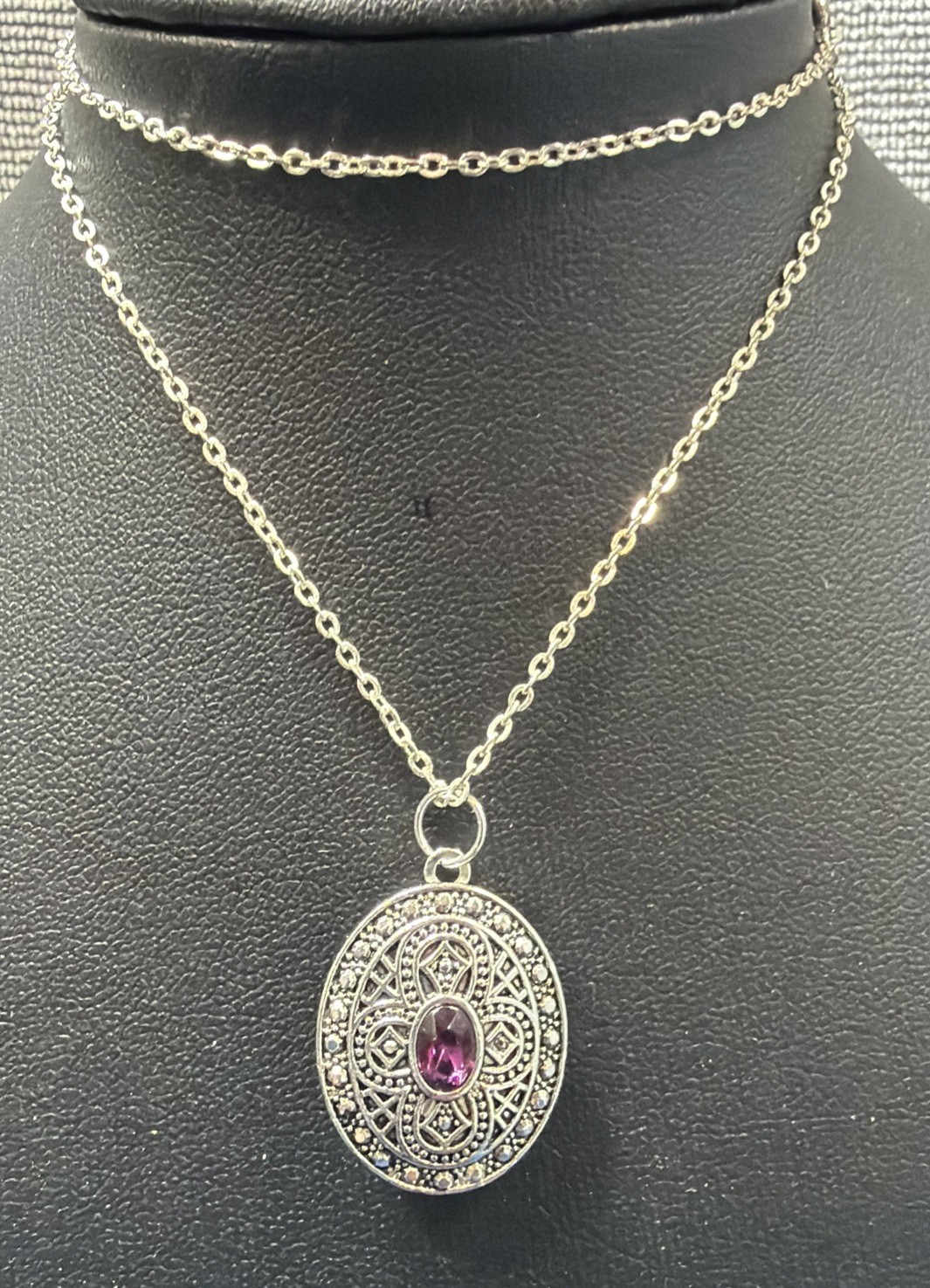 Vintage Ornate Oval Locket Necklace 18” Chain Center Purple Stone Silver Tone 1″