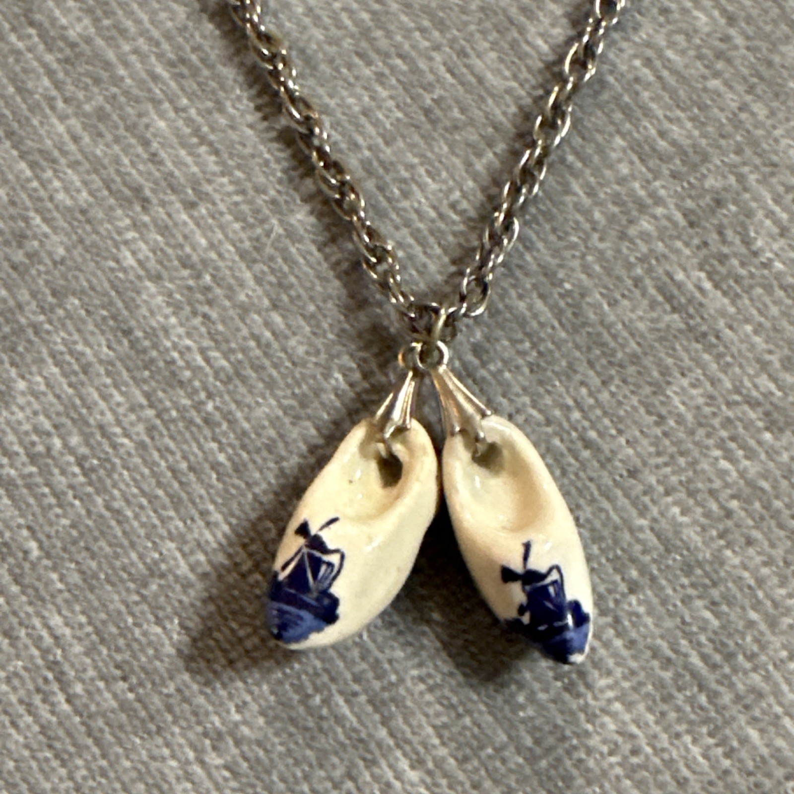 Vintage Ceramic Blue Delft Holland Silver Clog Dutch SHOE Windmill Necklace