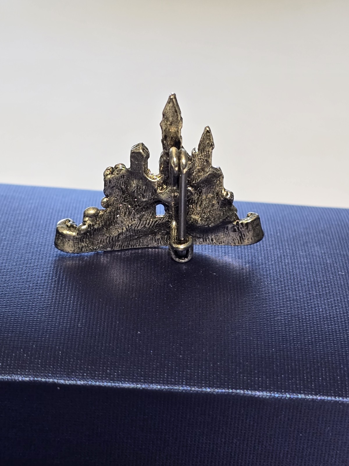 Vintage Neuschwanstein Castle Brooch Pin Hat Jacket Lapel Collectible Souvenir