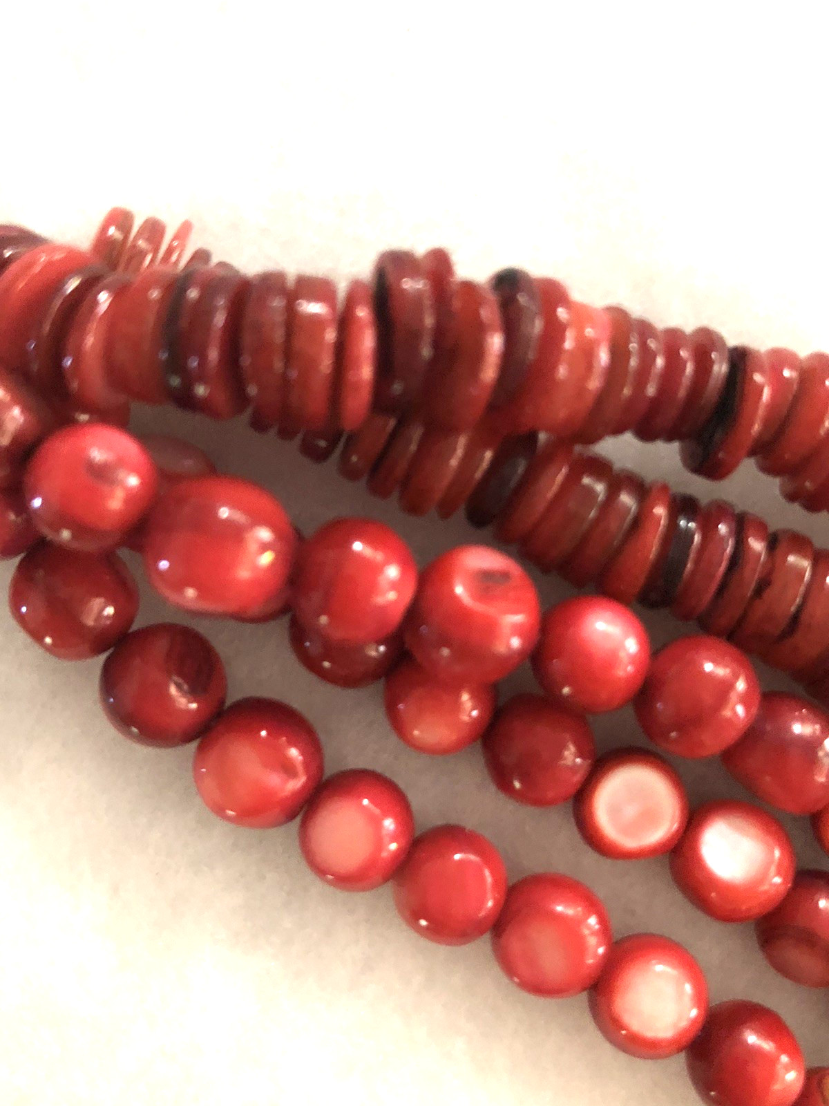 VINTAGE MULTI STRAND NATURAL RED BEADED CORAL NECKLACE 20″