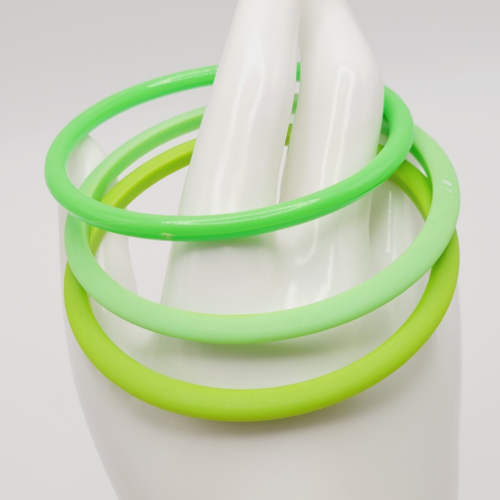 Green Lime Shades Bangle Delightful Set of 3 Retro Style Vintage 1980s Bracelet