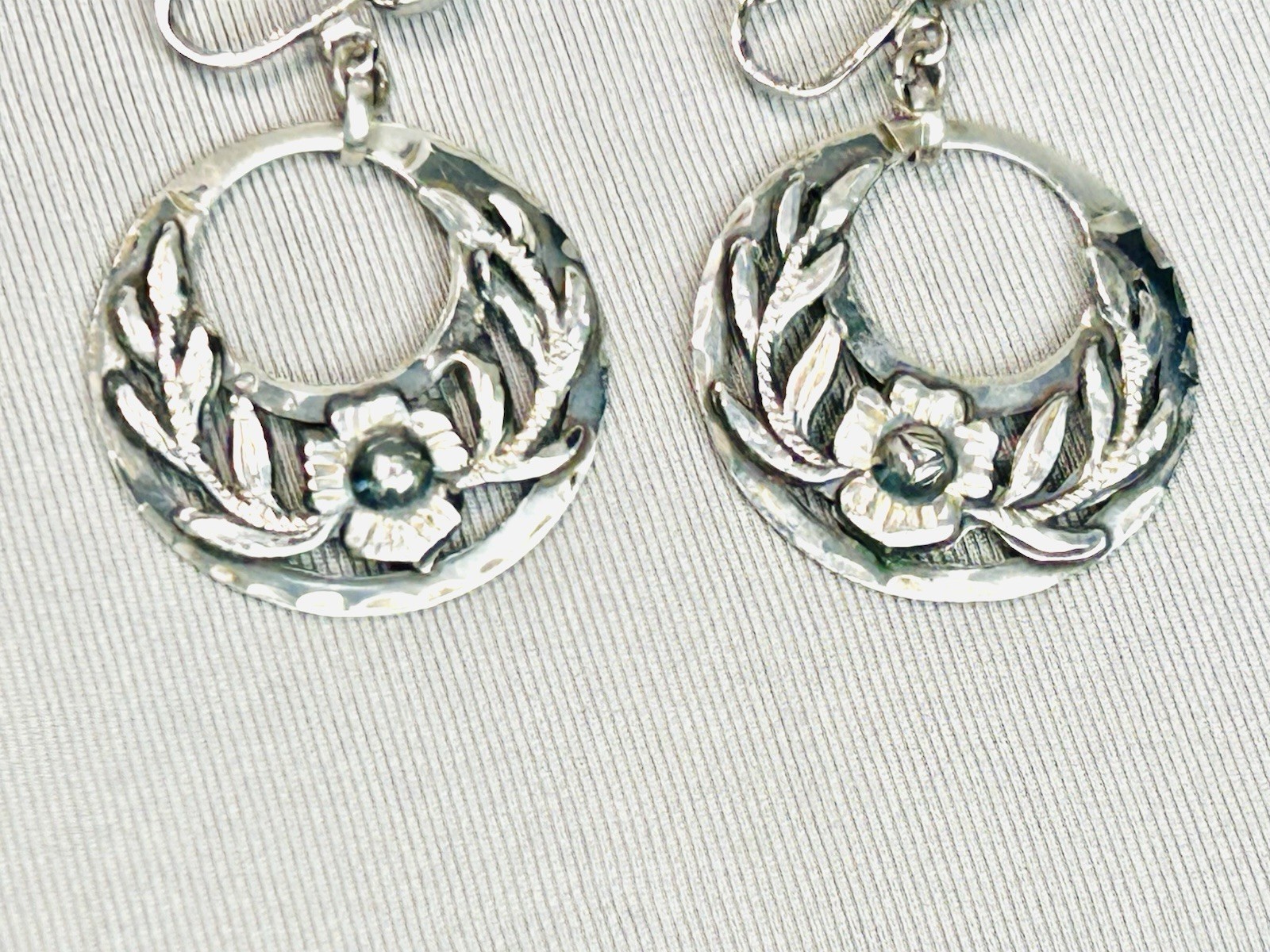Sterling Silver Plata 925 Joy Mex Pair Of Large Floral Clip On Earrings