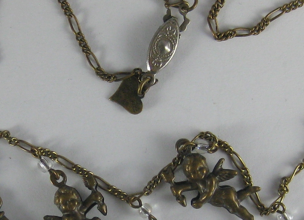 Glass Works Studio Vintage Brass Etched Glass Cherub & Heart Charm 30″ Necklace