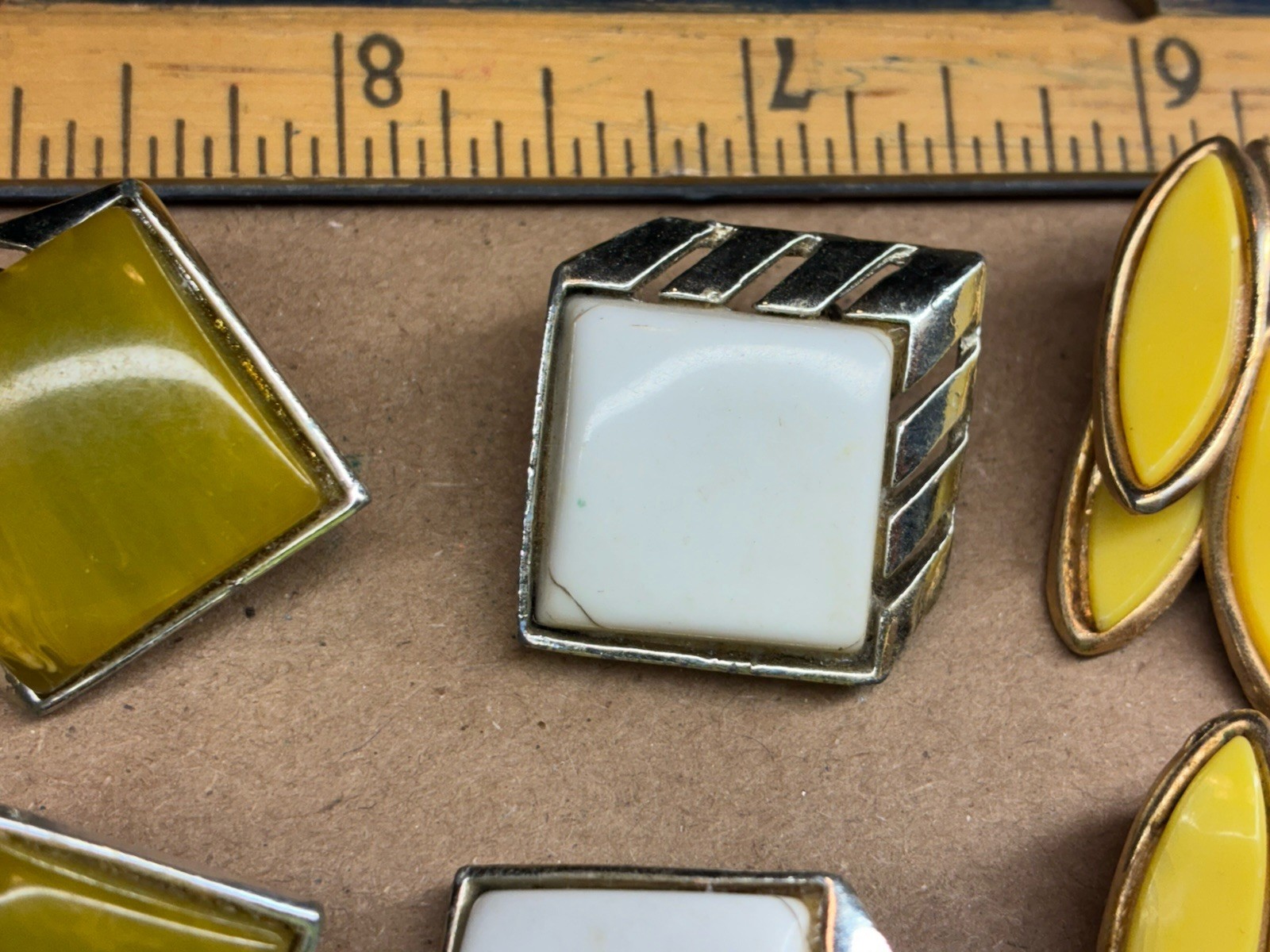 vintage earring lot modern mod 60’s – 80’s lot mixed